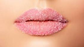 Lip Scrub + Lip Mask